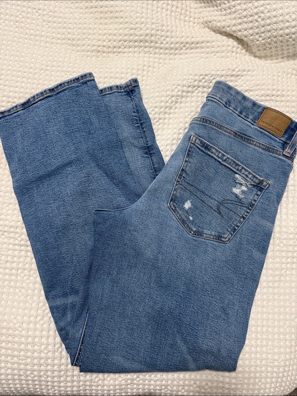 American Eagle Outfitters Light Blue straight stretch jeans